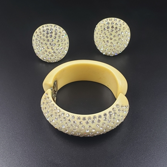 Vintage Jewelry - Vtg Catalin & clear rhinestone cuff & earring set